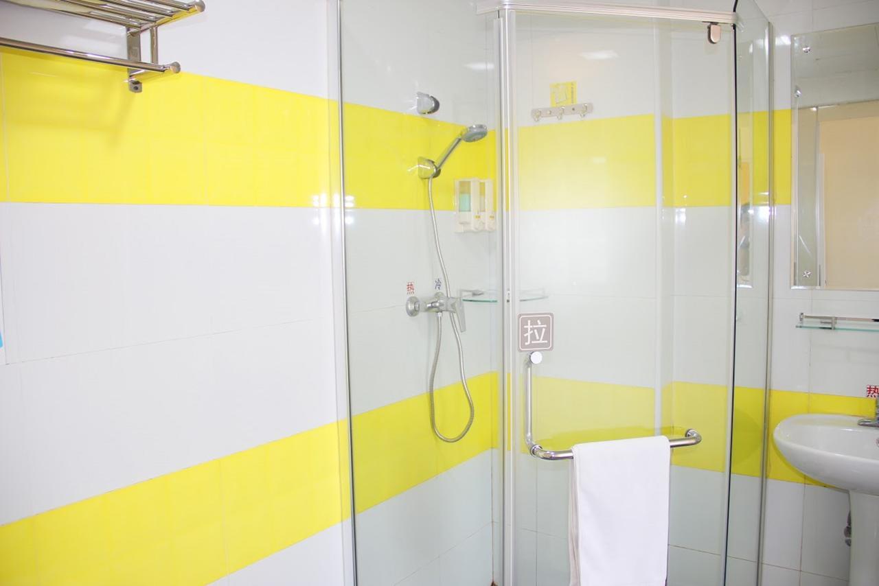 7Days Inn Shenzhen Long Hua Dış mekan fotoğraf